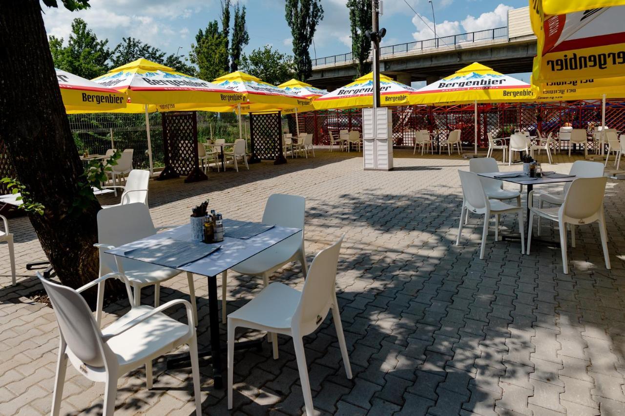 Pensiunea Vialux Bacău Buitenkant foto